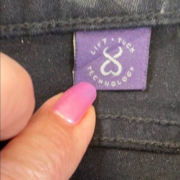 NYDJ Jeans 6P Blaxk Skinny Lift and tuck technology - Picture 6 of 10